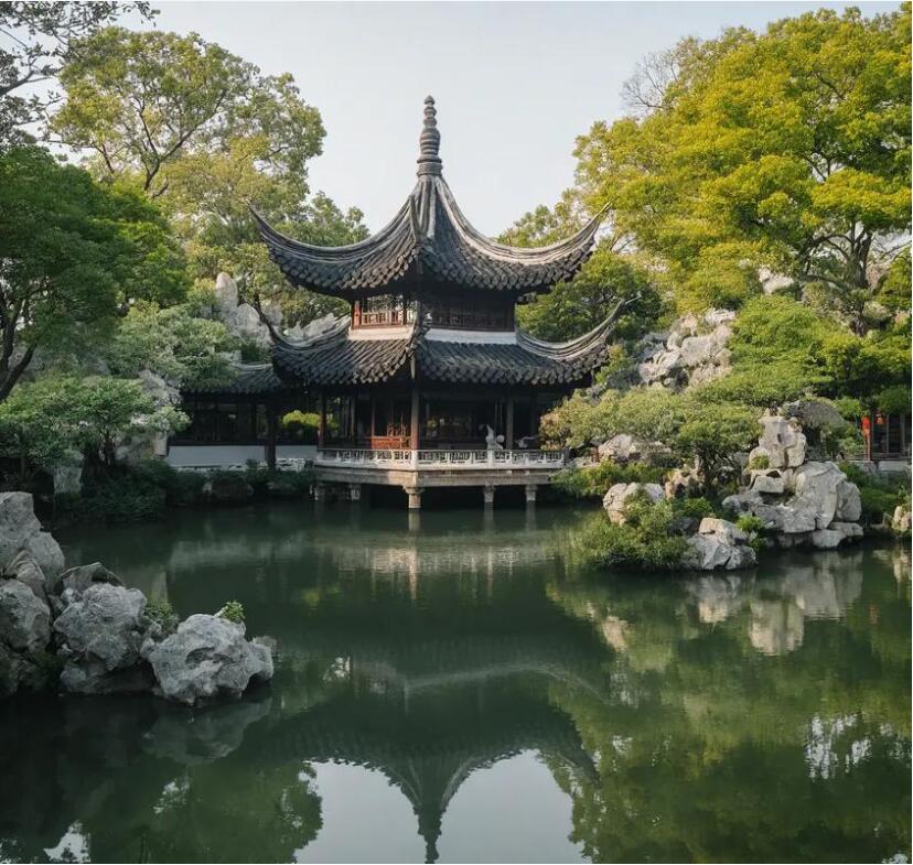 鹤壁鹤山距离餐饮有限公司